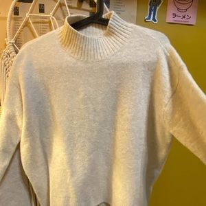 Soufflé yarn lock neck sweater off white